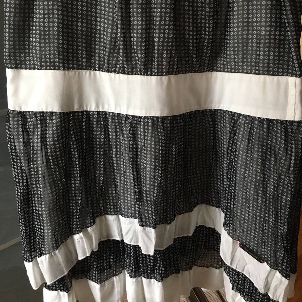 Dress - Picture 11 of 16